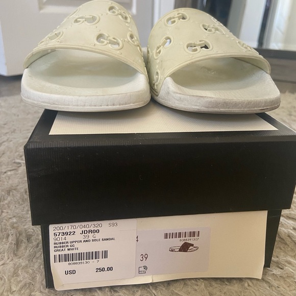 Gucci slides - Picture 3 of 11